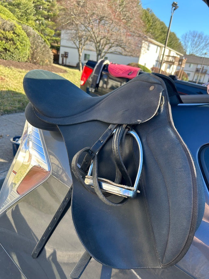Wintec saddle