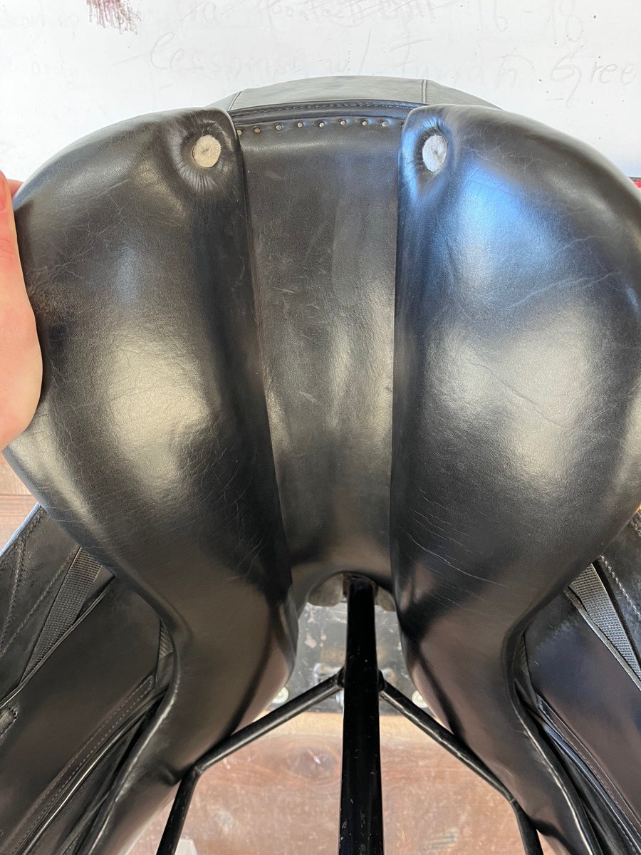 CWD SE08 17” 3XL Dressage Saddle