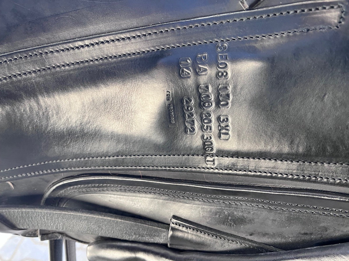 CWD SE08 17” 3XL Dressage Saddle