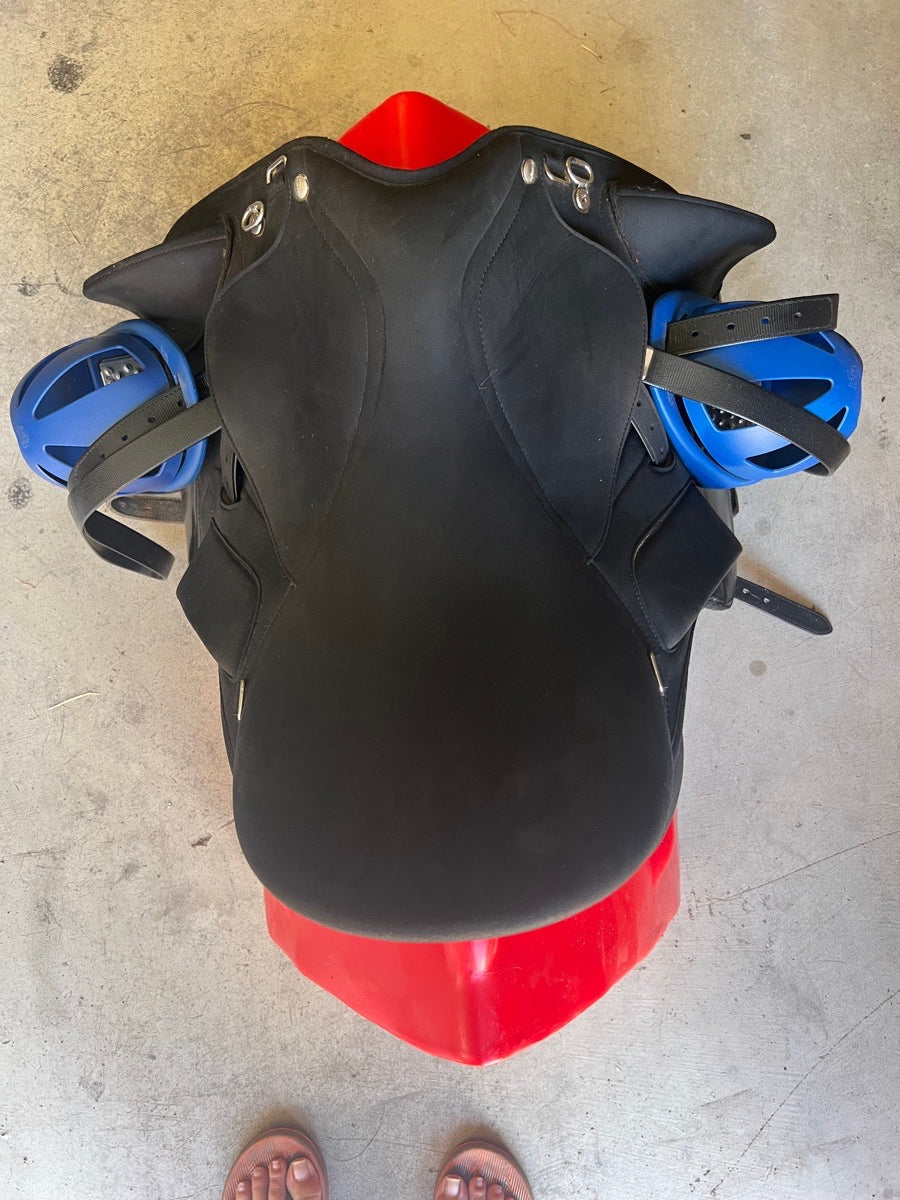 Wintec pro endurance saddle with HART