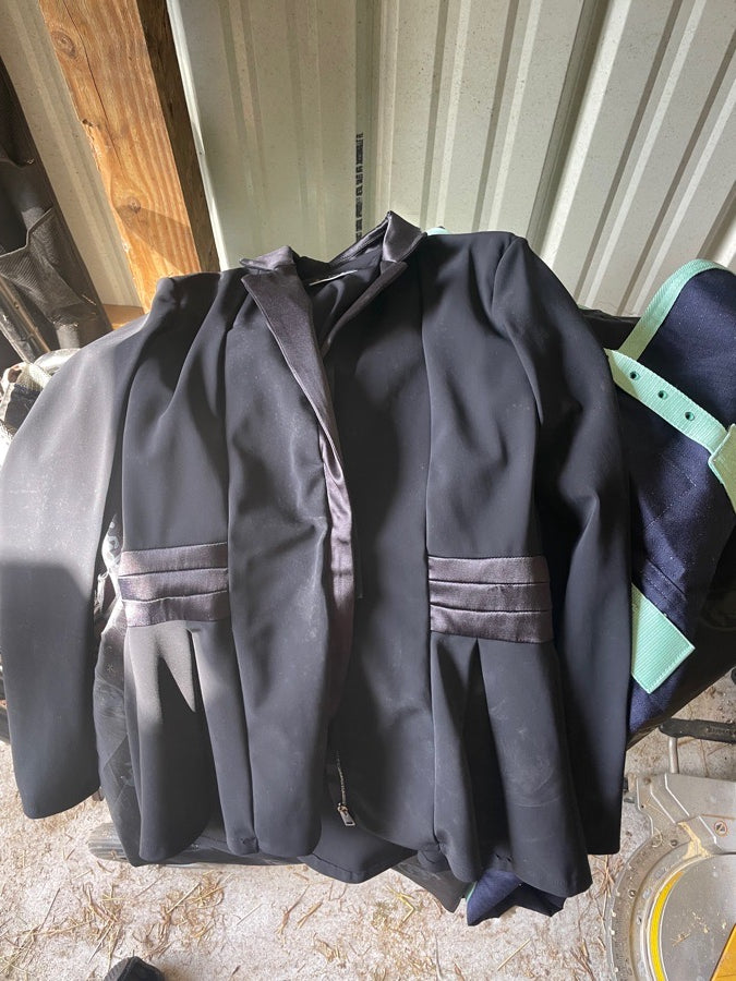 Other Reigns Show Jacket (2)