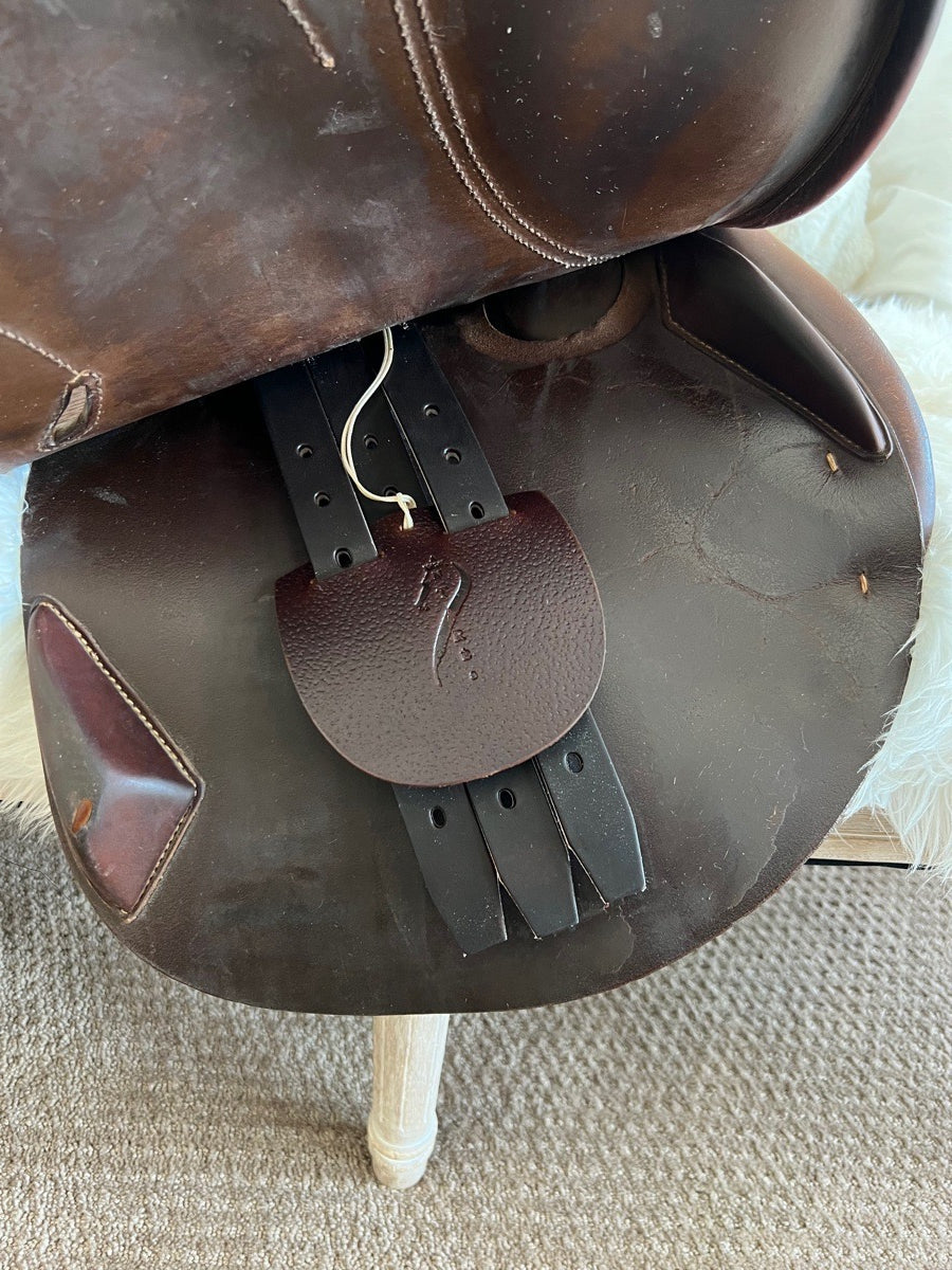 Newly Reconditioned Antares  CC Saddle 17.5”