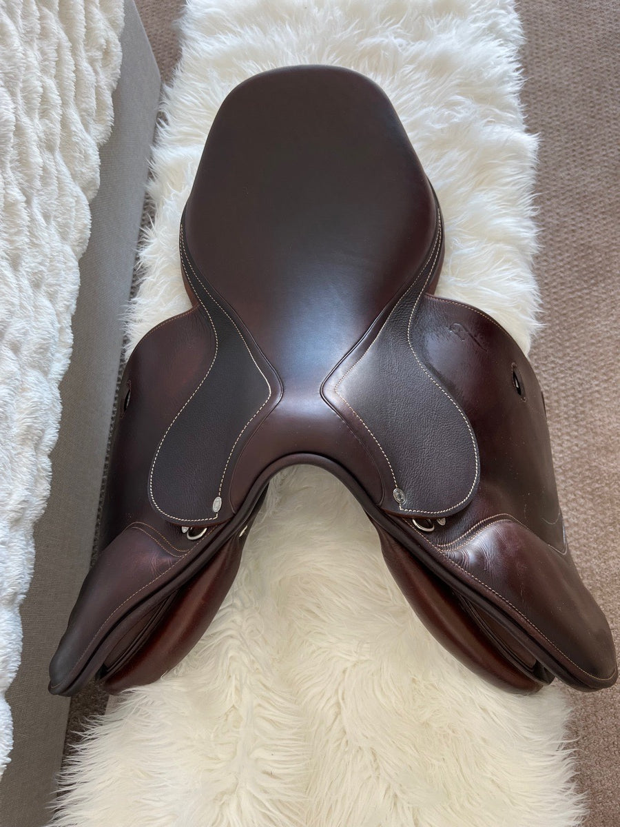 Newly Reconditioned Antares  CC Saddle 17.5”