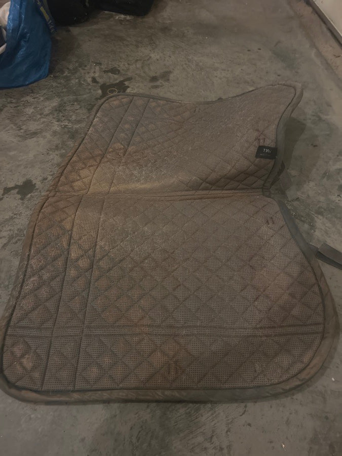 EQUESTRIAN STOCKHOLM Stockholm equestrian saddle pad (3)