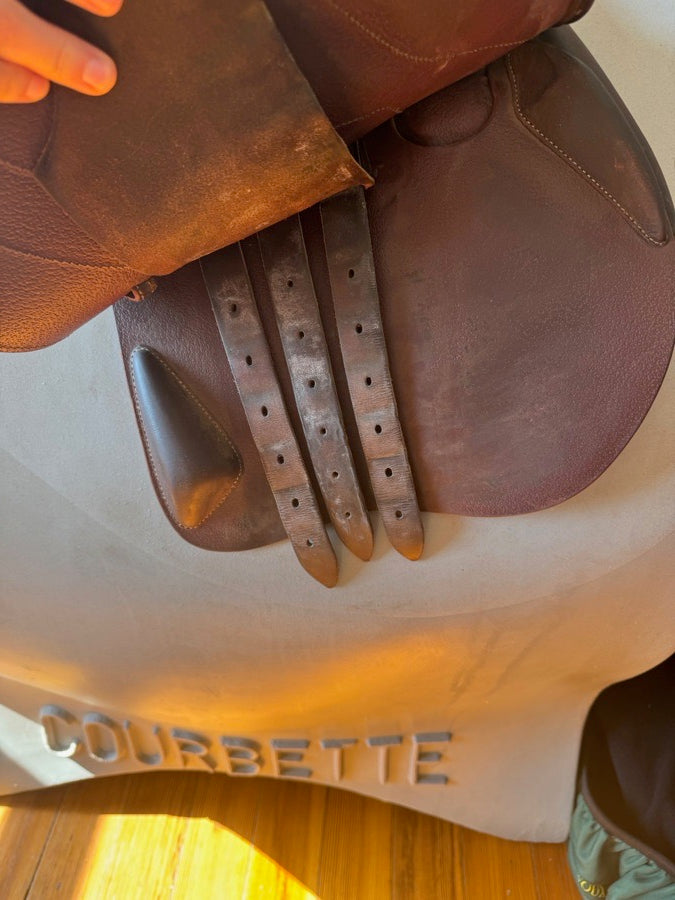 DEVOUCOUX 17” 2018 Devoucoux Biarritz S Saddle - 2N - Full Buffalo (5)