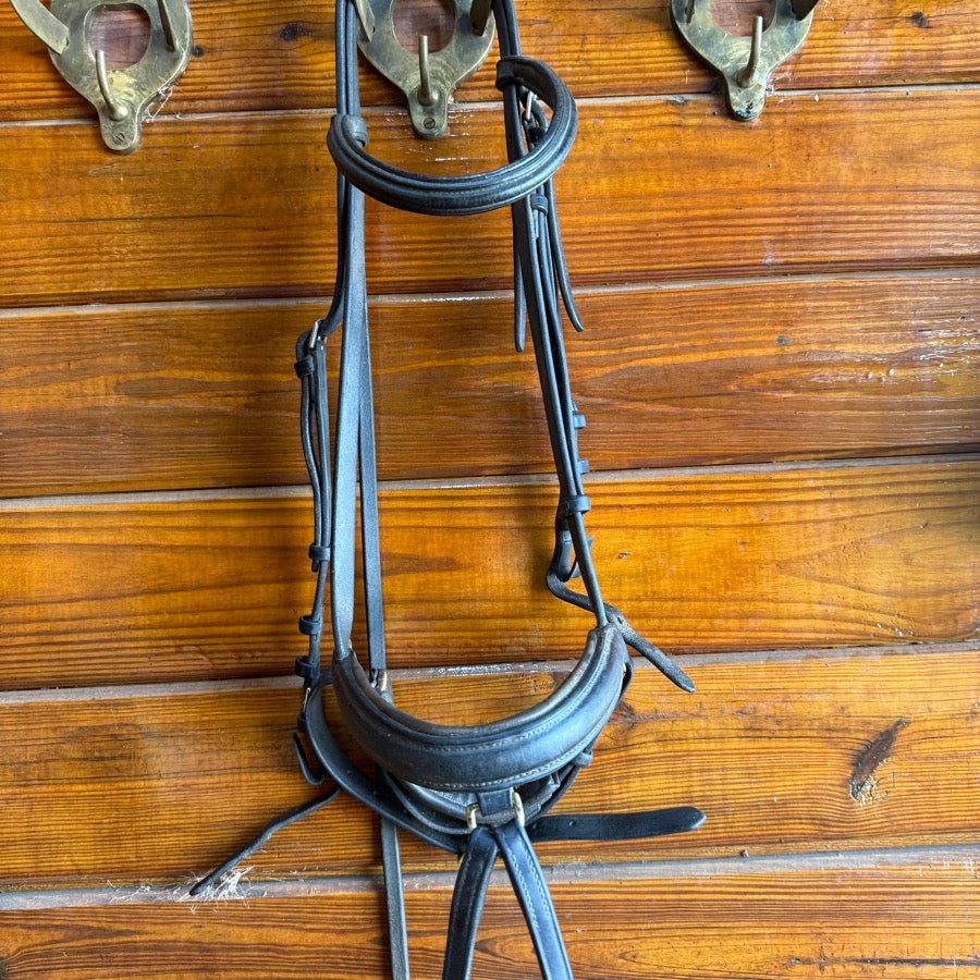 BOBBY'S ENGLISH TACK Black Bobby’s English Tack Horseback Riding Bridle With Crank Noseband And Flash (2)