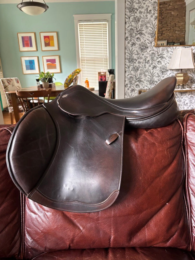 Other Kentaur Triton 17.5in Jumper Saddle
