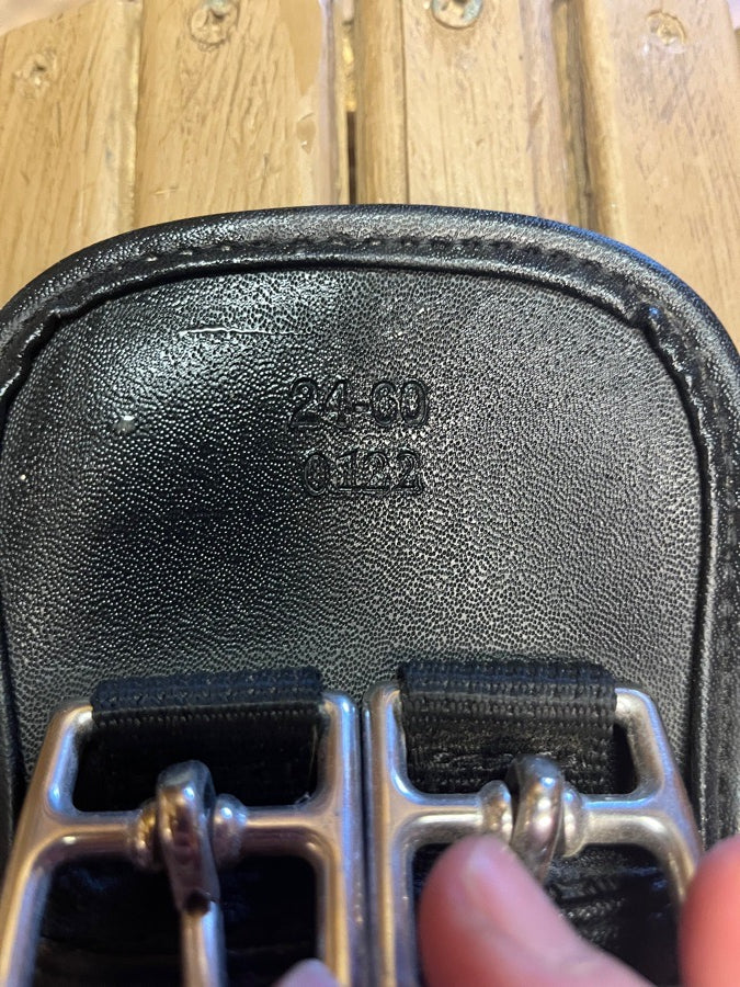 Wintec chafeless pro dressage girth
