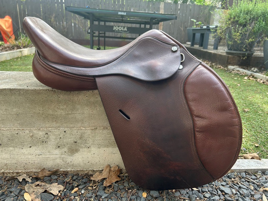 HDR - HENRI DE RIVEL Club HDR All Purpose 16” Saddle (2)