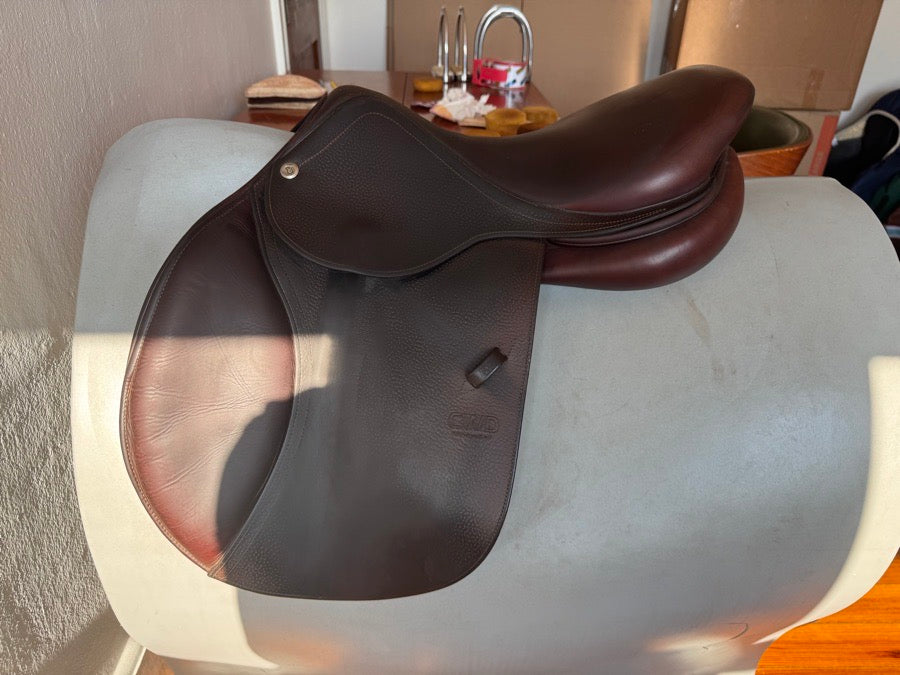 CWD 17” CWD SE03 Saddle - 2L - 2016 - Grain/Buffalo (2)