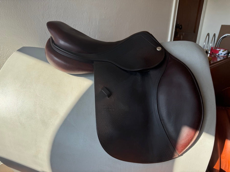 CWD 17” CWD SE03 Saddle - 2L - 2016 - Grain/Buffalo (6)