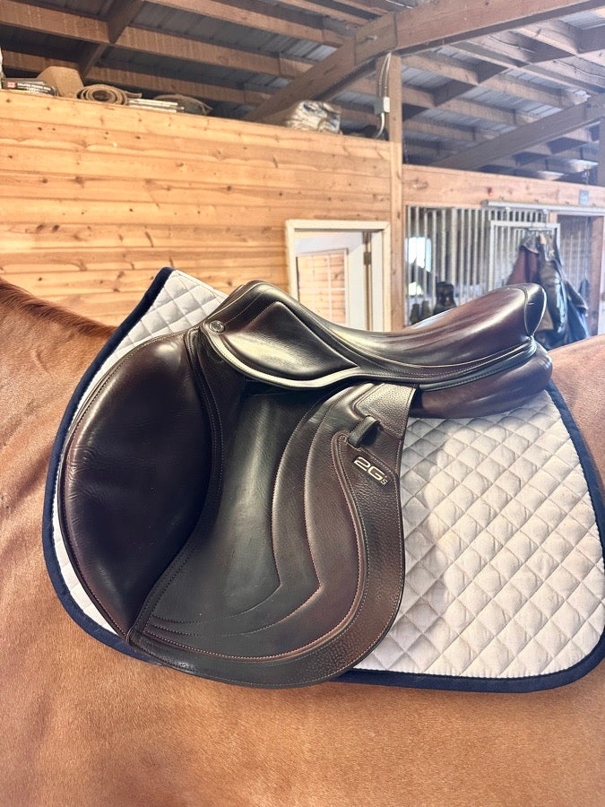 CWD Mademoiselle 17.5 in