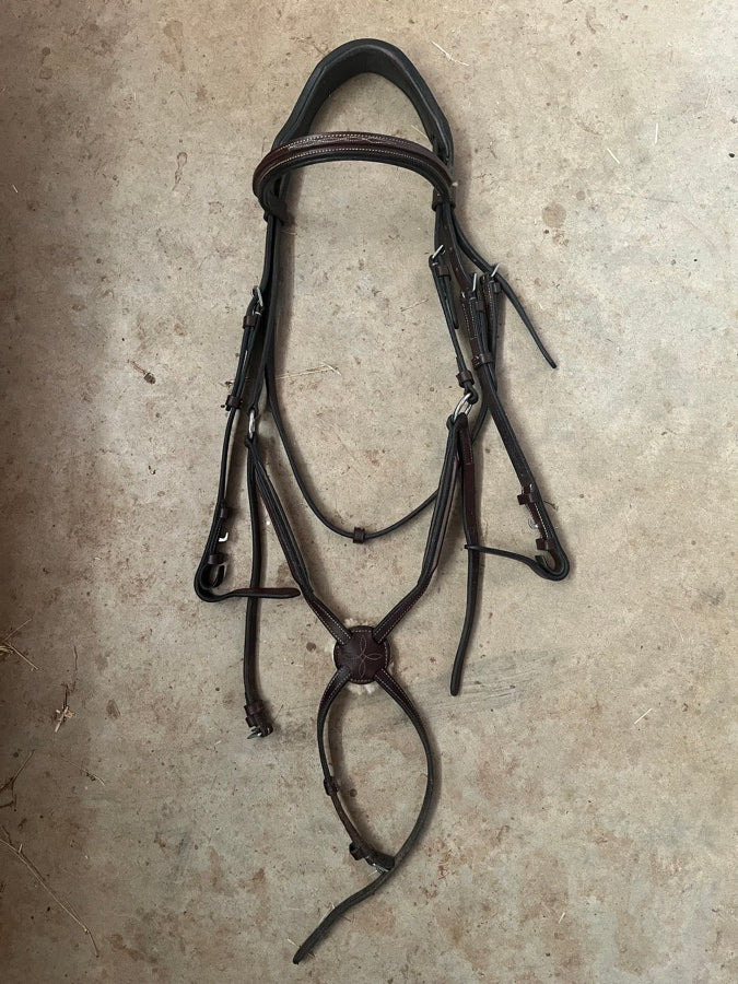 RED BARN Red Barn Cob Size Figure 8 Headstall