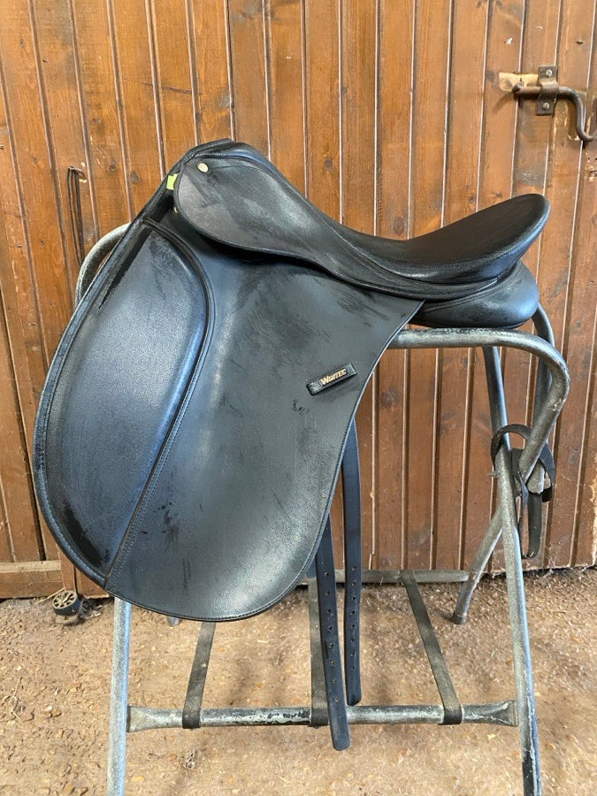 Wintec Dressage Saddle with Cair