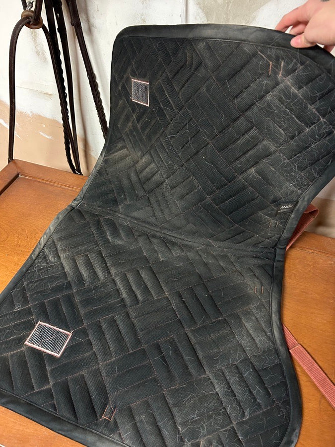 EQUESTRIAN STOCKHOLM Equestrian Stockholm Cob Pad (3)