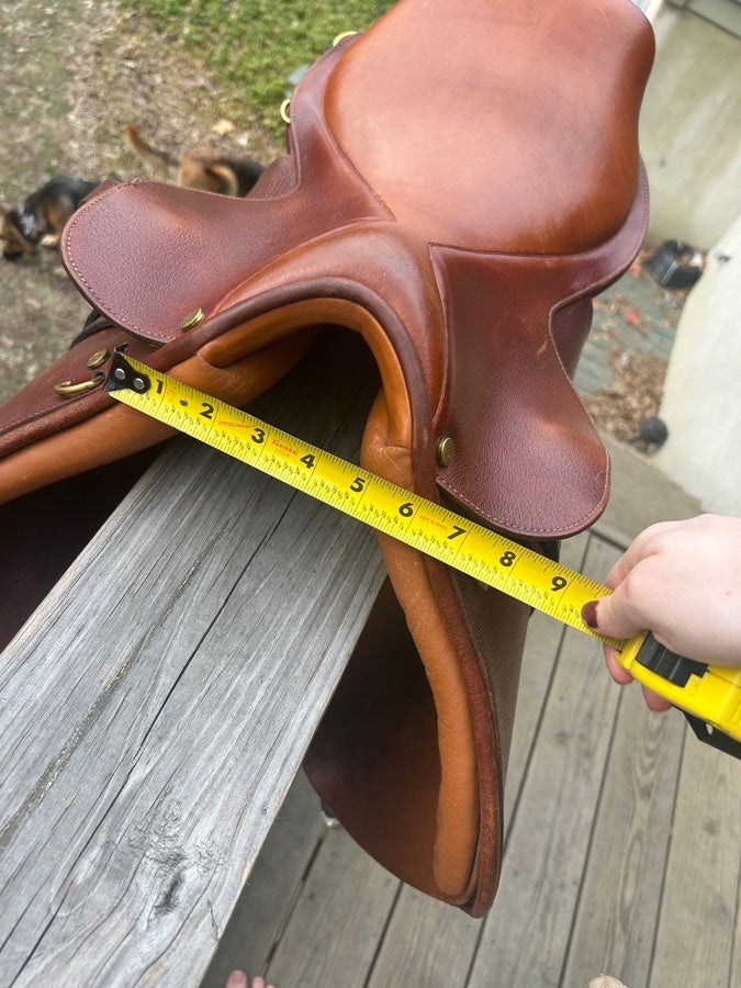 COLLEGIATE Collegiate saddle (4)