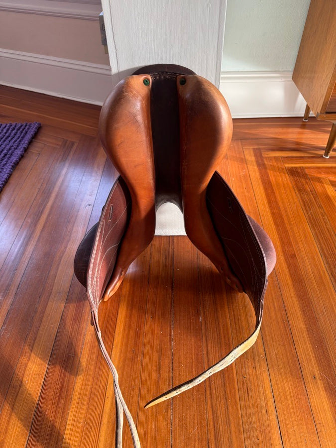 17.5” 2006 Devoucoux Chiberta Monoflap Saddle - Full Calf - 2 Flaps