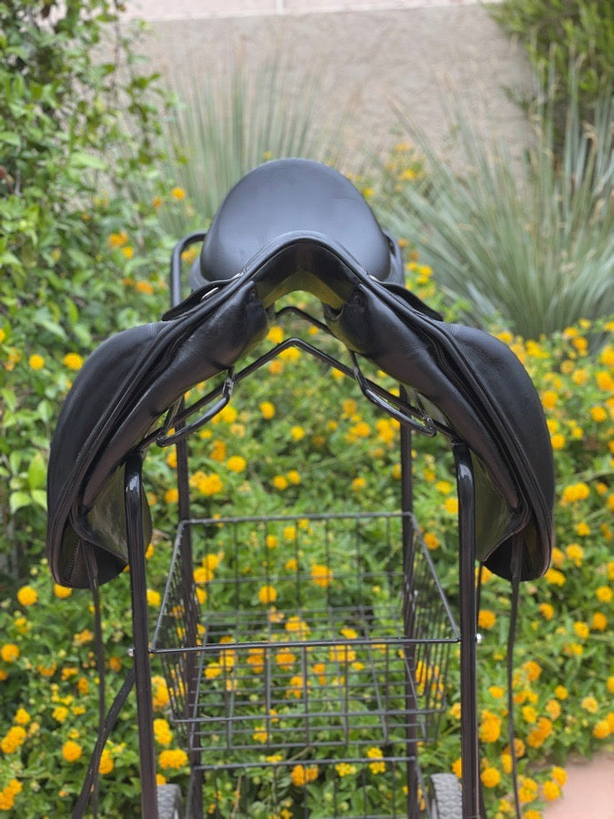 Amerigo Dressage Saddle