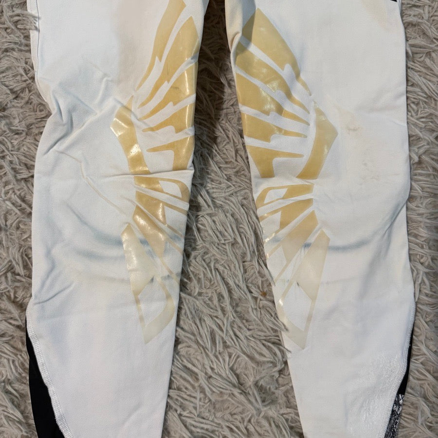 Women’s Size 22 White Struck Knee Patch Horseback Riding Breeches