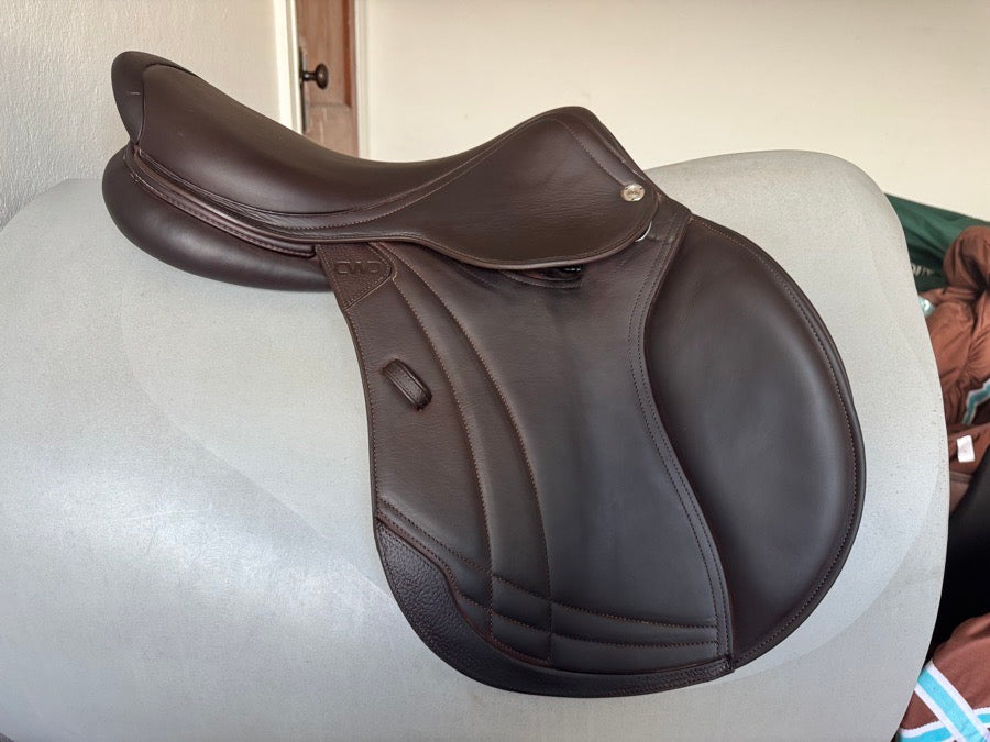 CWD 17.5” 2024 CWD SE38 Hunter Mademoiselle 2Gs Saddle - 3CH - Full Buffalo