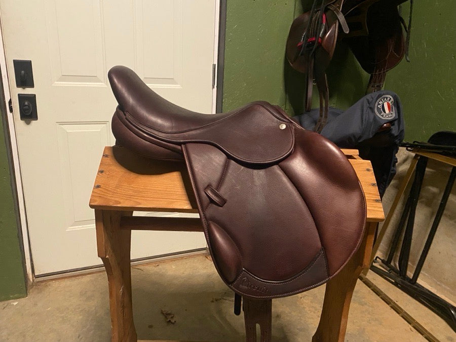 CIRCUIT Dover circuit monoflap saddle (3)