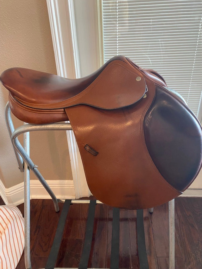 AMERIGO 17” Amerigo Jump Saddle