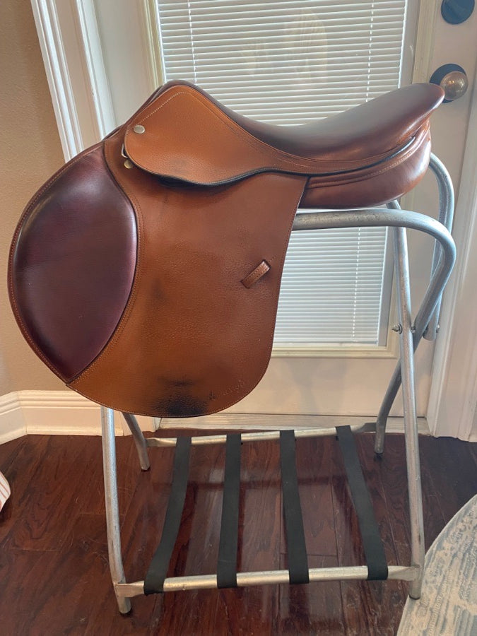 AMERIGO 17” Amerigo Jump Saddle (2)
