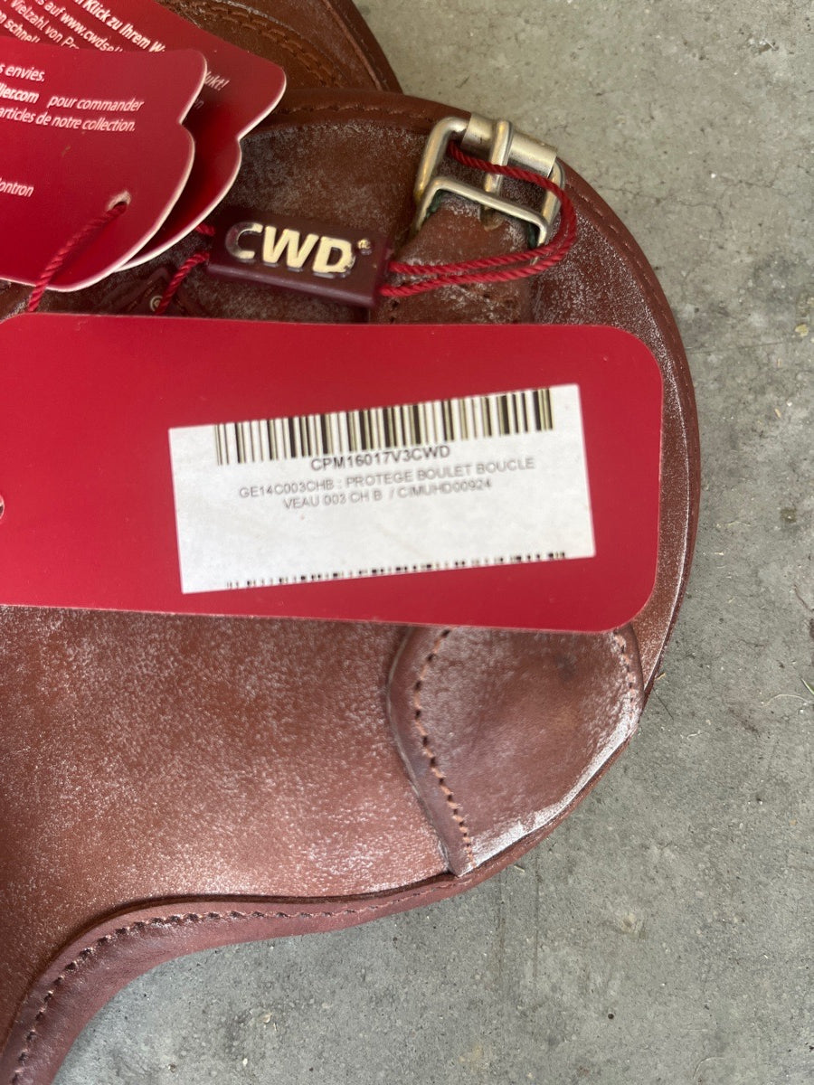 CWD Front & Back Boots Size 3 M/L