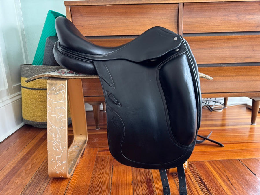 CWD 18” CWD SE05 Dressage Saddle - Full Buffalo - WIDE TREE - MINT! (4)