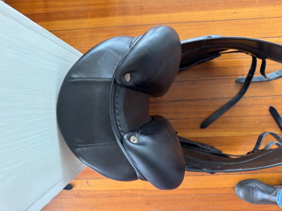 CWD 18” CWD SE05 Dressage Saddle - Full Buffalo - WIDE TREE - MINT! (7)