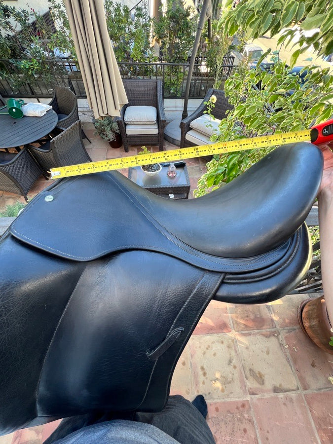 L’apogee dressage saddle model DS