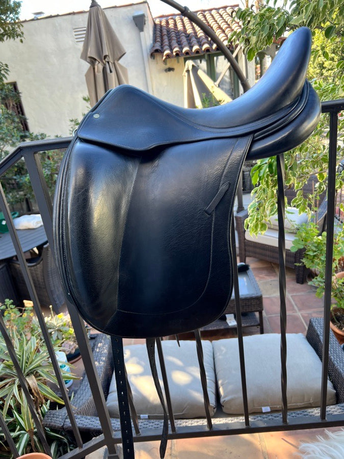L’apogee dressage saddle model DS