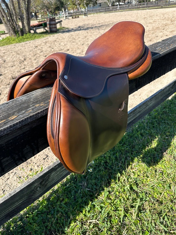 18” SE02 CWD Saddle