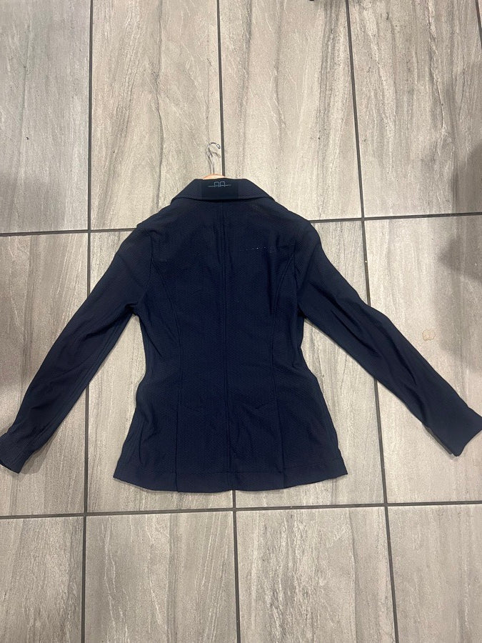 AA Platinum ‘Motionlite’ Showcoat in Navy - Women’s XS