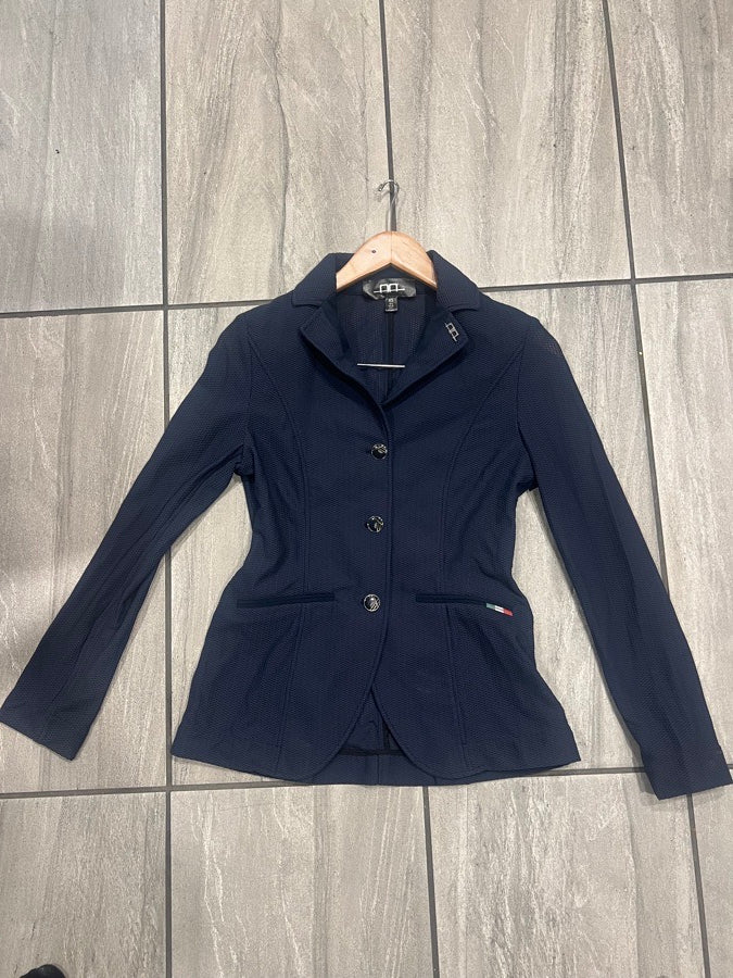 AA Platinum ‘Motionlite’ Showcoat in Navy - Women’s XS