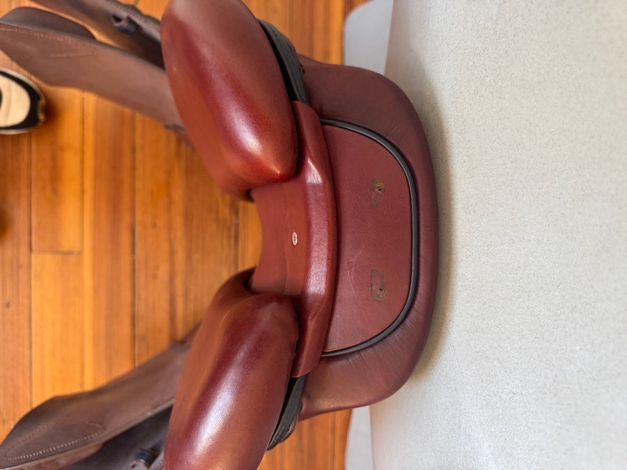 CWD 17” CWD SE03 PRO Saddle - 2024 - 1L - Grained Buffalo - NEW (7)