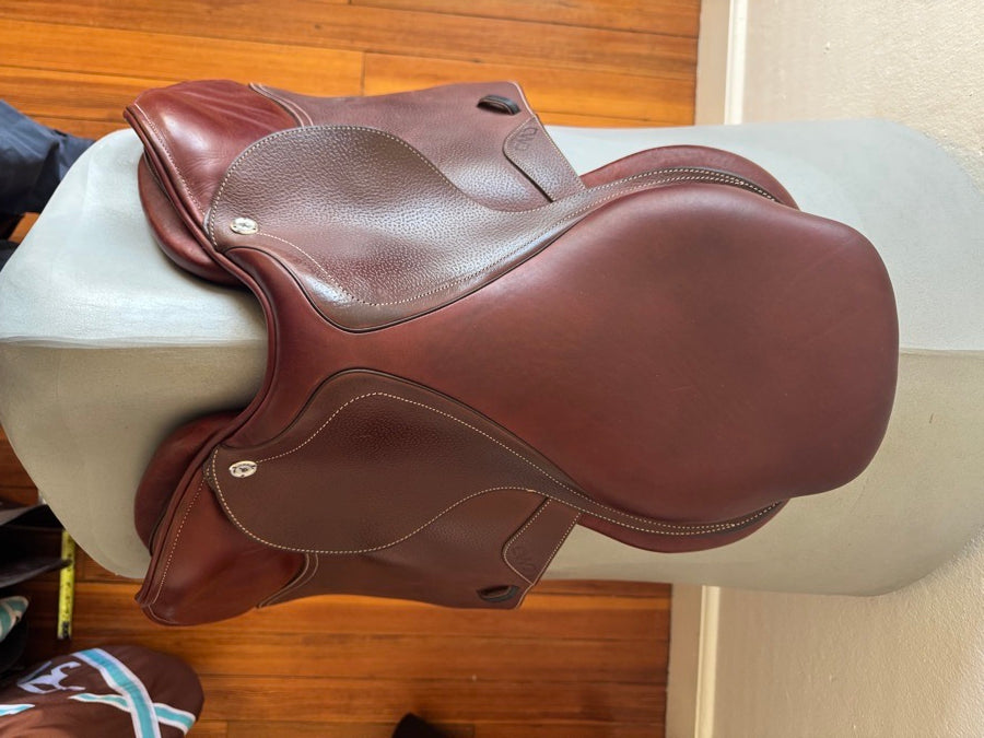CWD 17” CWD SE03 PRO Saddle - 2024 - 1L - Grained Buffalo - NEW (5)