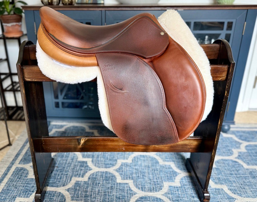 DEVOUCOUX 2013 Devoucoux Oldara | 18” | 4 Flap| Arcade Normale| EXCELLENT CONDITION!!! (4)