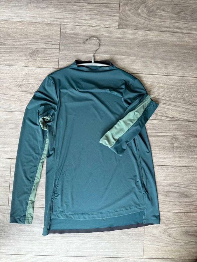 Other 70 degrees hunter green sunscreen shirt UPF 50+ Small (3)