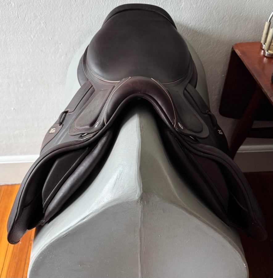 CWD 18” CWD SE32 Mademoiselle 2Gs Saddle - 2021 - Full Buffalo - MINT (8)