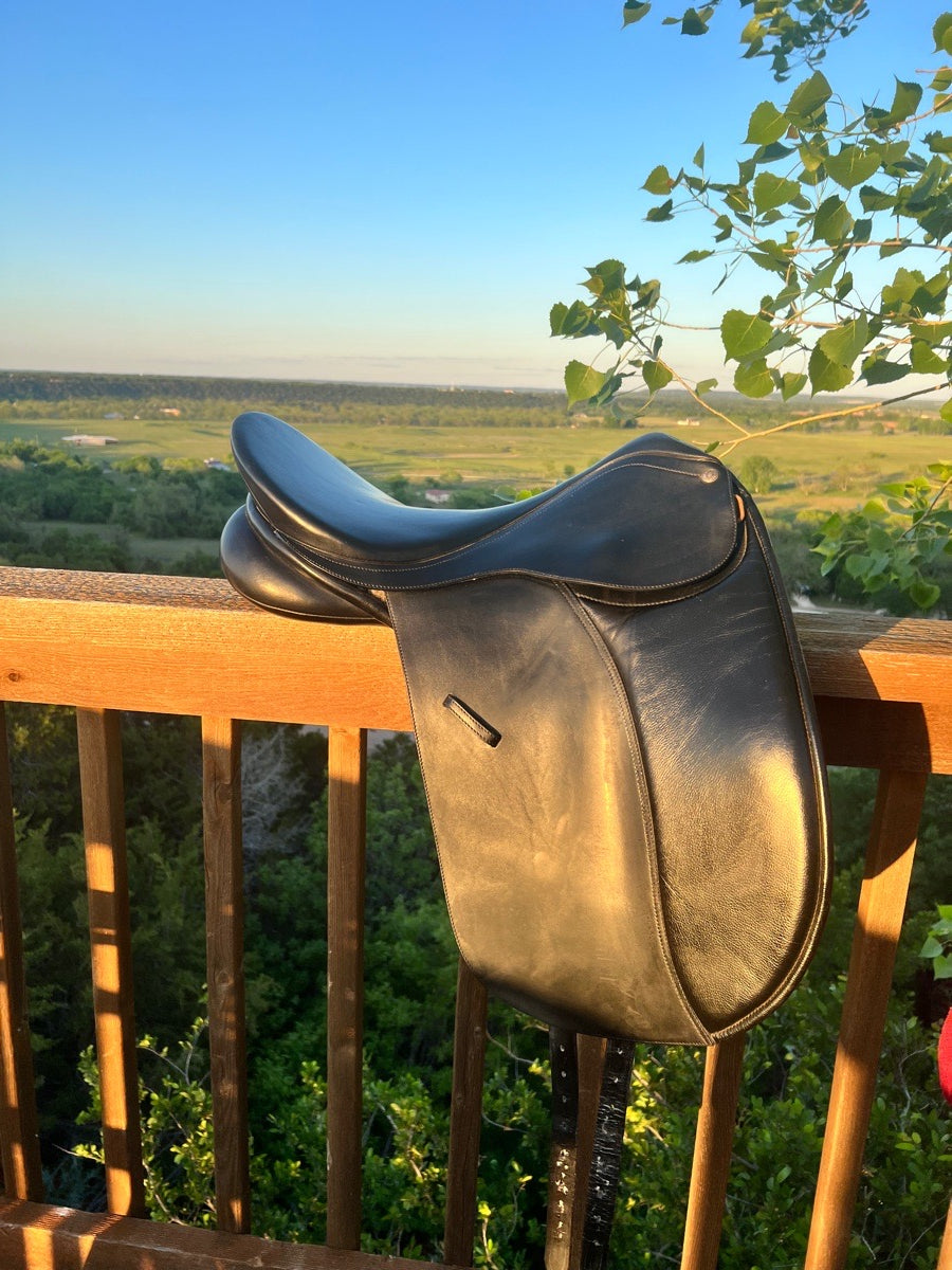 Bates dressage saddle