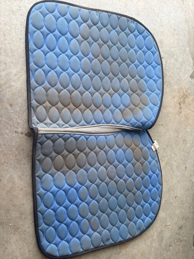 DOVER SADDLERY CoolBlast all-purpose saddle pad (3)