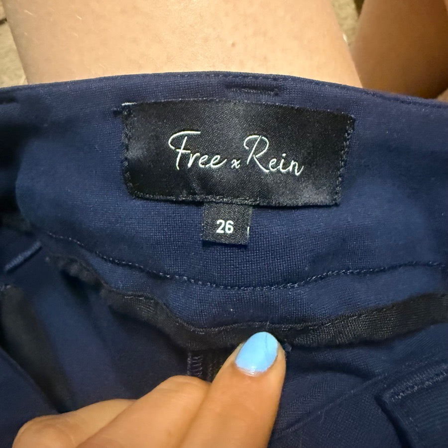Women’s Size 26 Navy Free Rein Knee Patch Horseback Riding Breeches. Good Cond.