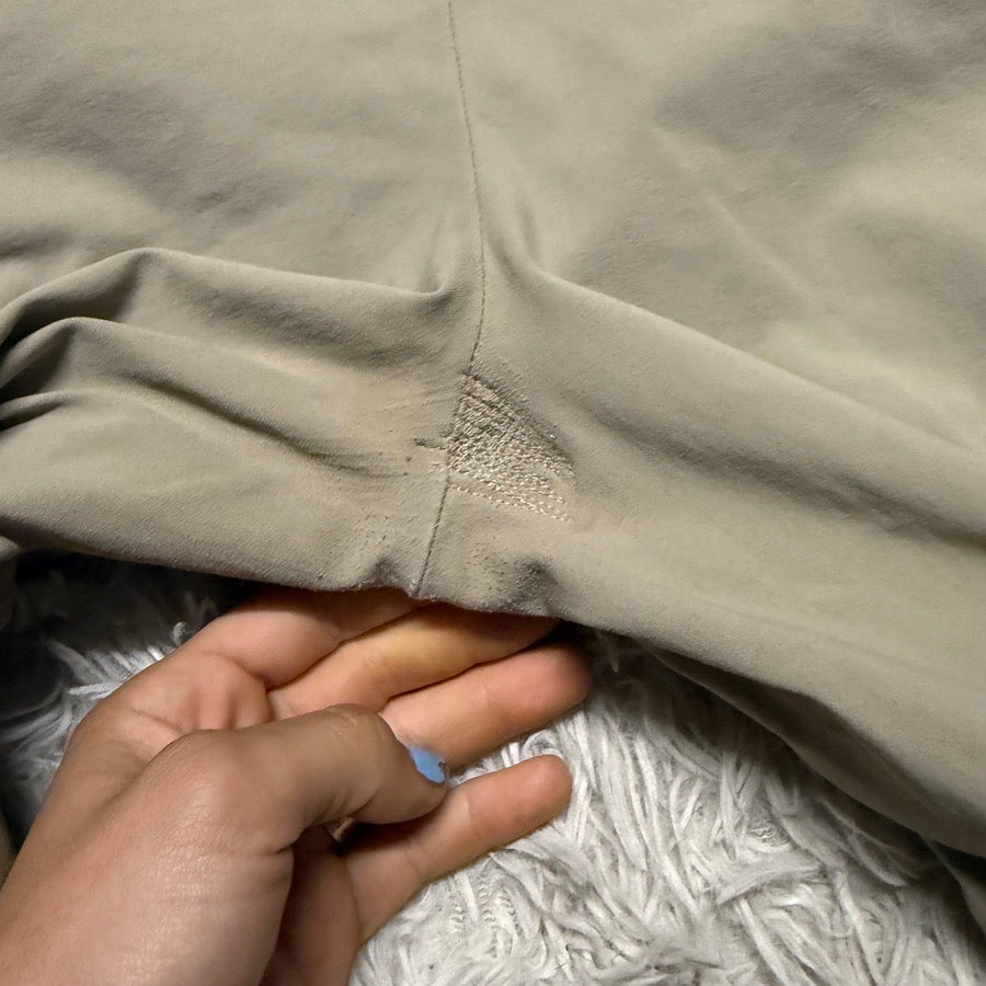 Women’s Size 28 Tan Tailored Sportsman Knee Patch Horseback Riding Breeches