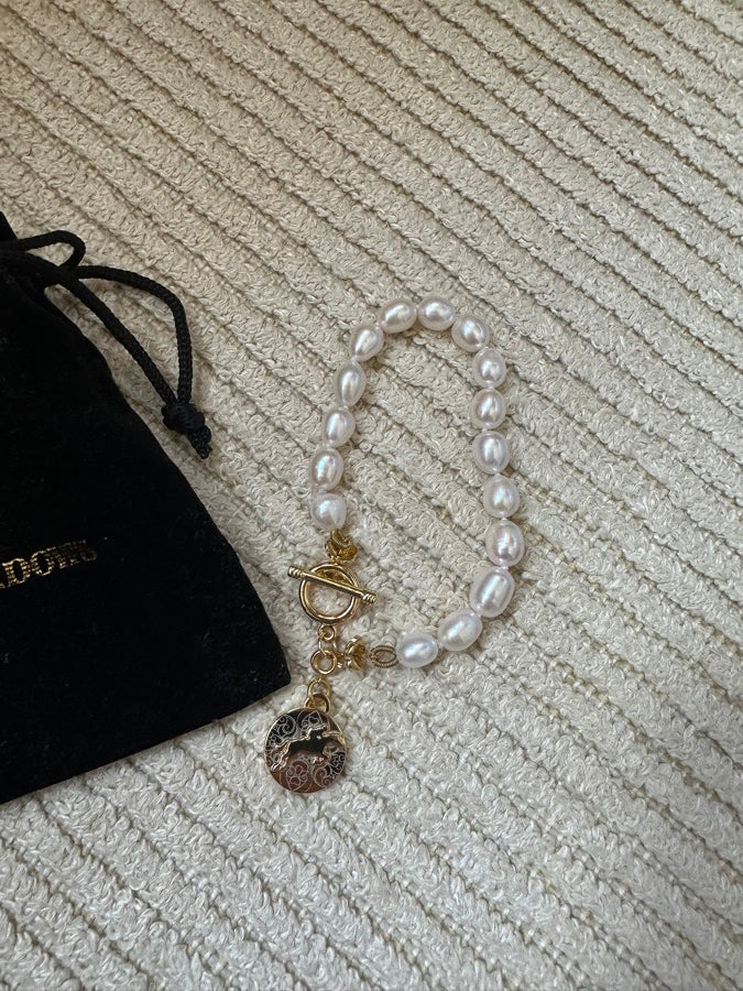 Spruce Meadows Pearl Bracelet
