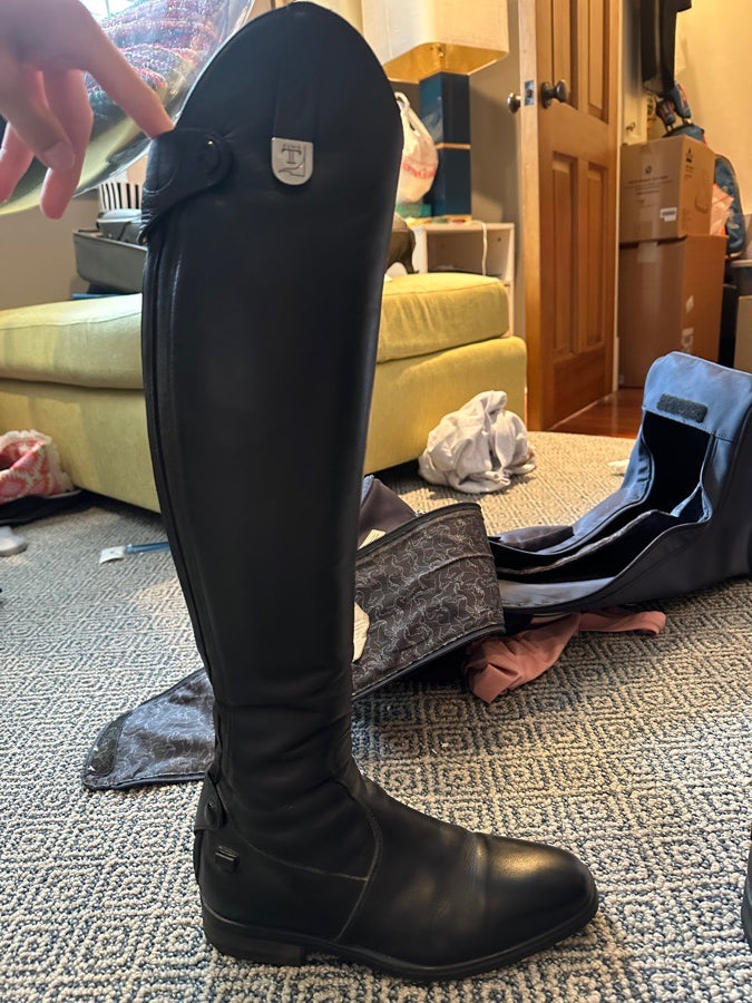 PRACTICAL CHOICE Tucci Time “Sophia” Dress Boots in Black (2)