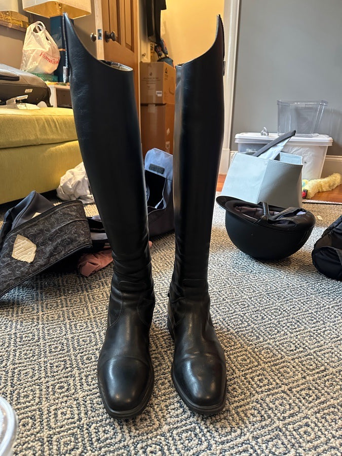 PRACTICAL CHOICE Tucci Time “Sophia” Dress Boots in Black