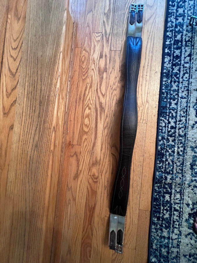 SMARTPAK 52” Leather Girth