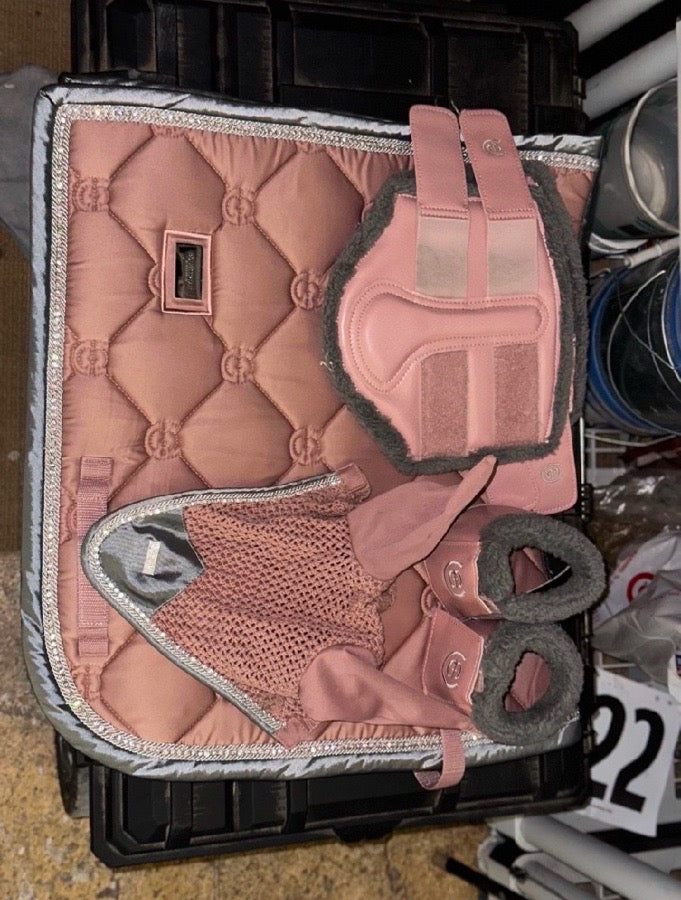 light pink equestrian stockholm set