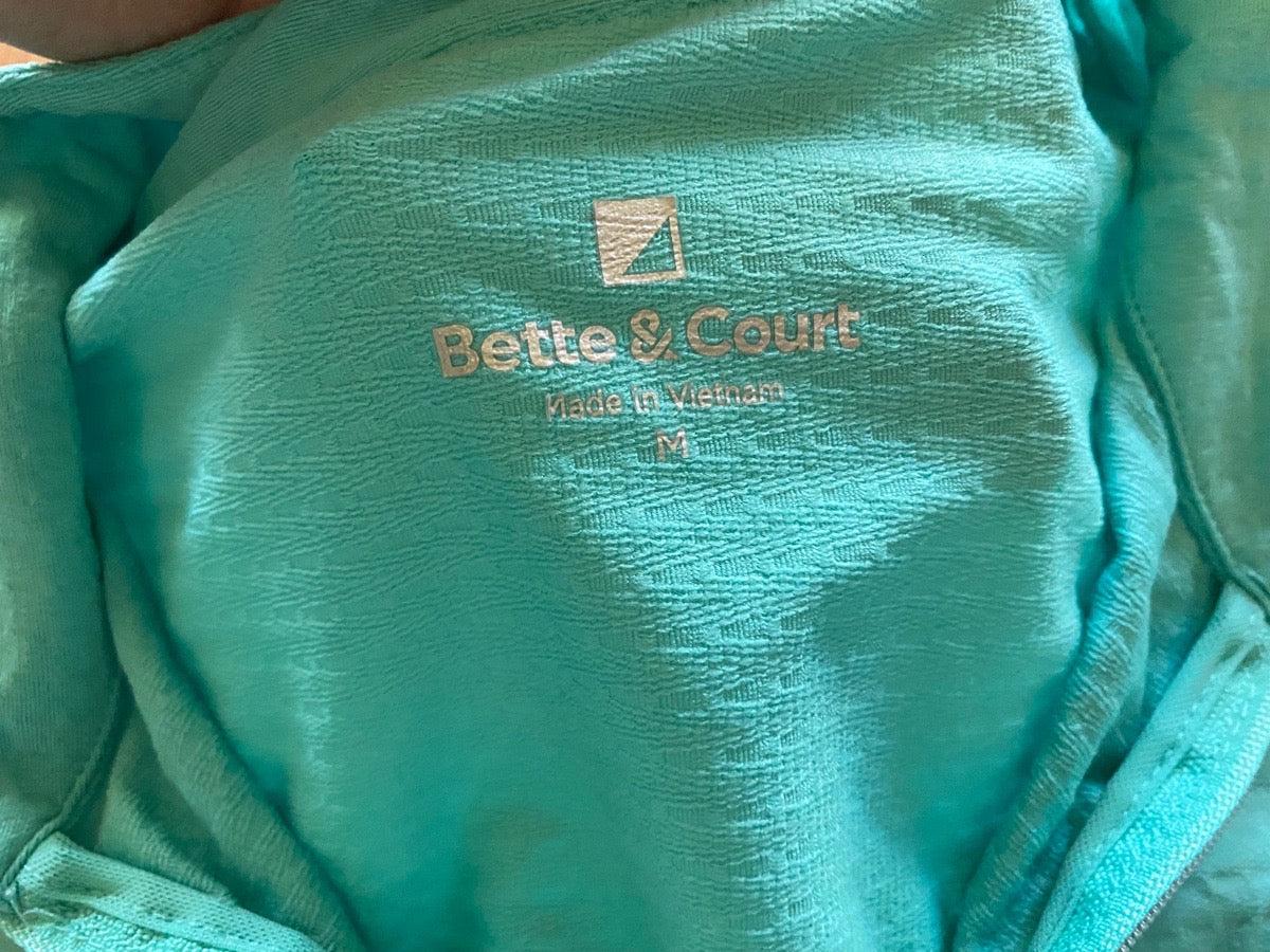 Medium Bette and court sunshirt